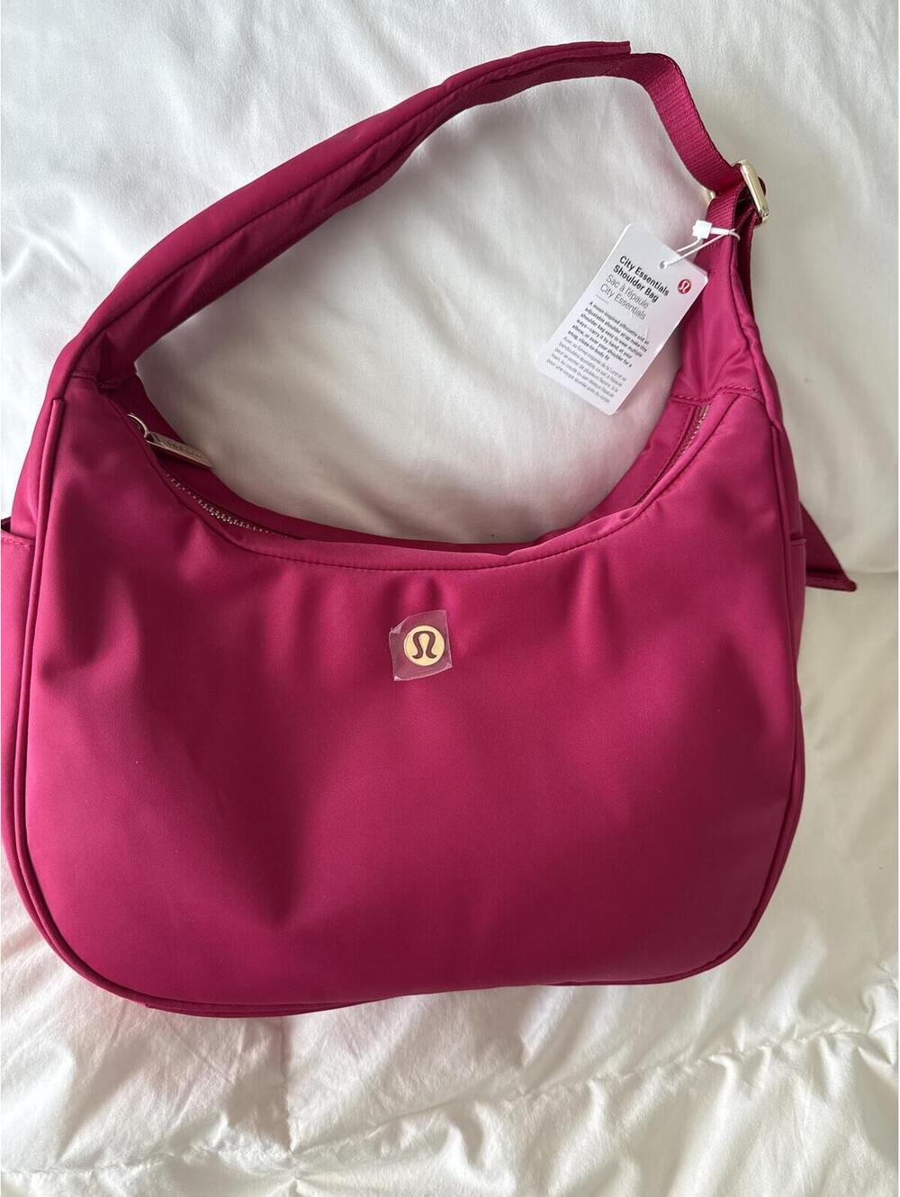 Lululemon City Essentials Shoulder Bag Berry Rumble with Adjustable Strap